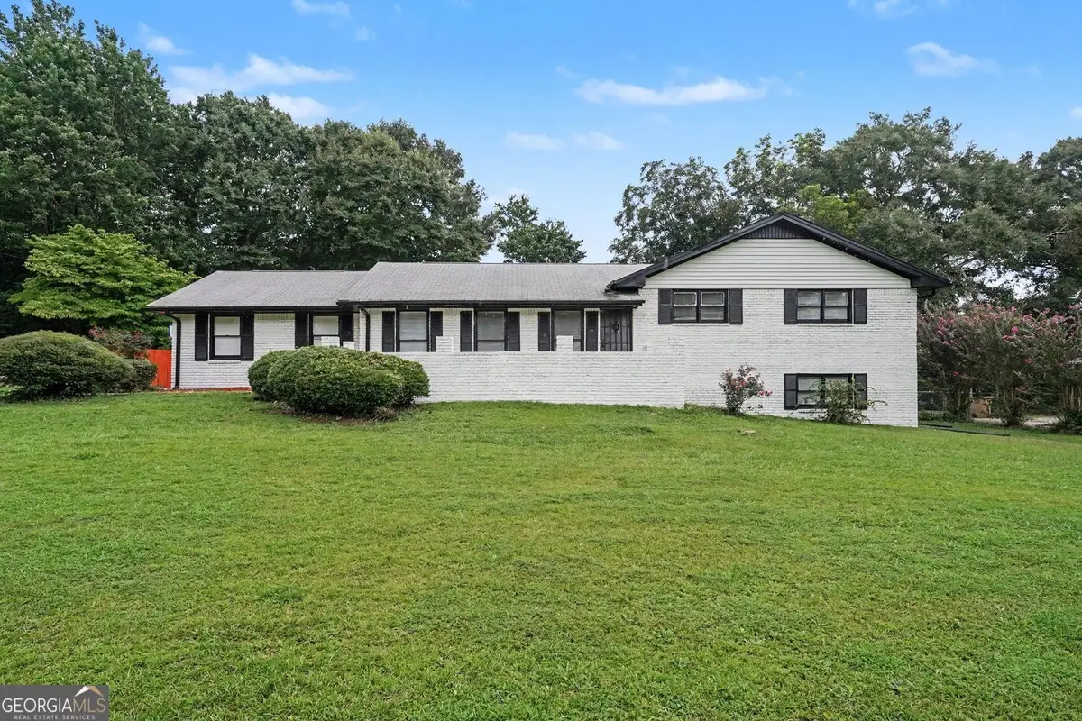 8806 Twin Oaks Drive, Jonesboro, GA 30236 - #1