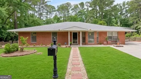1001 Poppell Drive, Darien, GA 31305