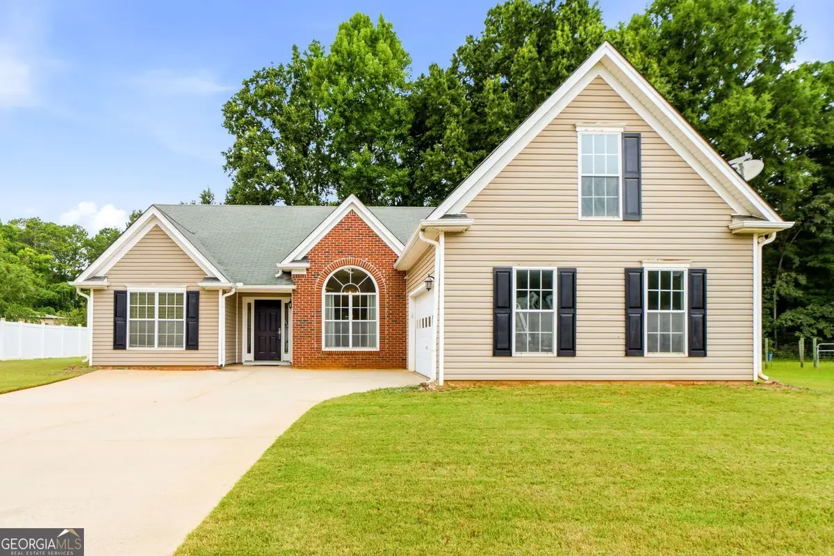 260 Sandstone Drive, Hampton, GA 30228 - #1