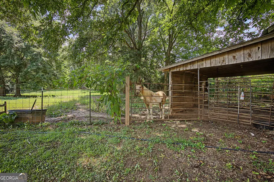 151 Ginn Street, Carnesville, GA 30521 - #2