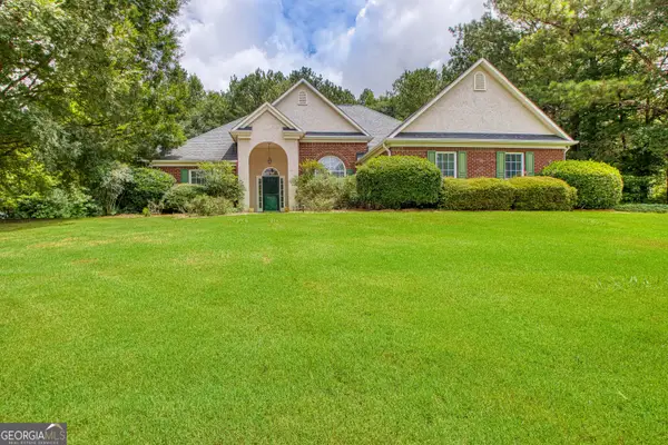 305 Surrey Park Drive, Fayetteville, GA 30215
