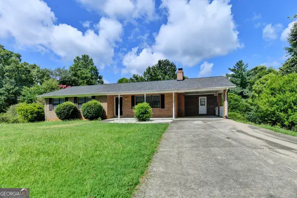 3267 Hilltop Circle, Gainesville, GA 30506