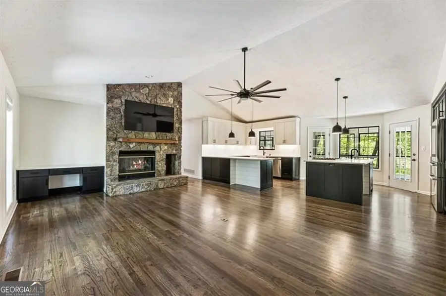 190 Red Coat Pass, Jasper, GA 30143 - #2