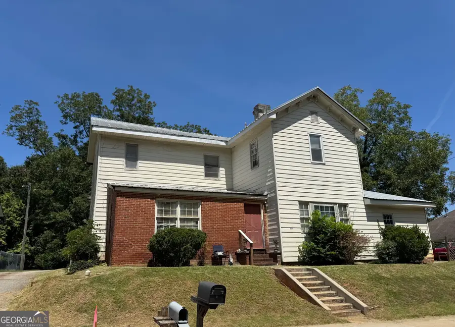 106 E Washington Street, Newnan, GA 30263 - #2