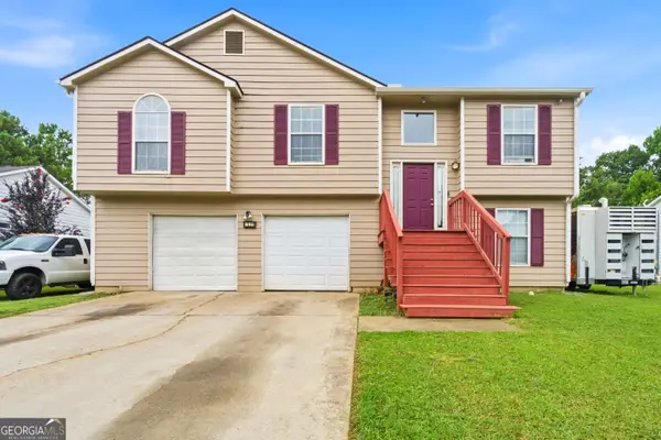 7106 Oakwood Circle, Rex, GA 30273