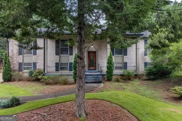 2509 Maclaren Circle, Atlanta, GA 30360
