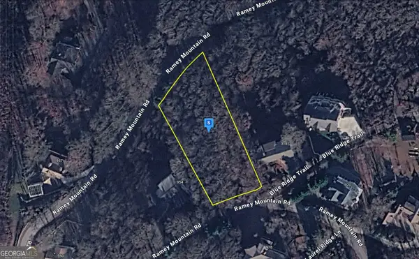 956 Ramey Mountain Road, Hiawassee, GA 30546