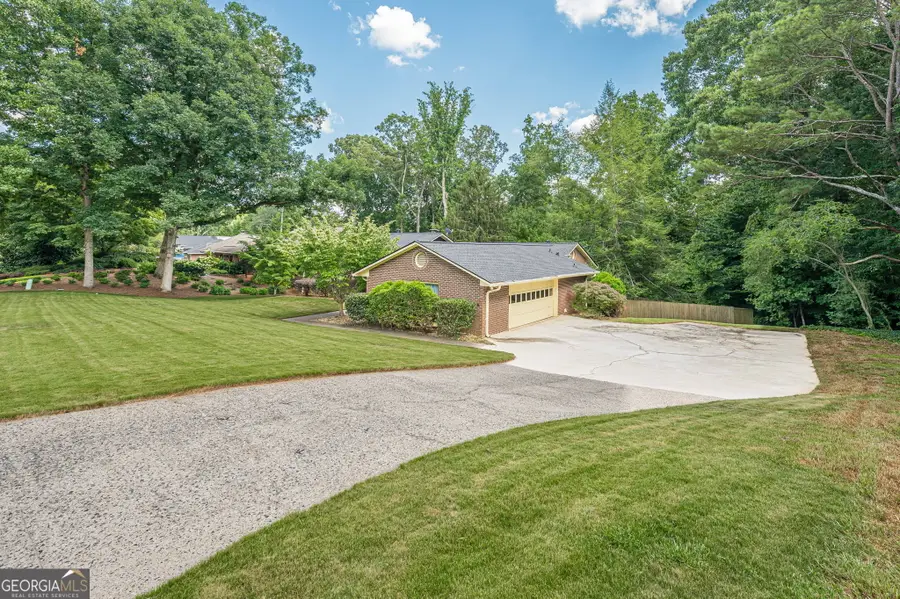 115 Farmstead Lane, Roswell, GA 30075 - #2
