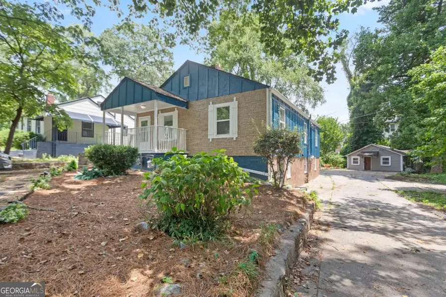 537 W Lake Avenue Nw, Atlanta, GA 30318 - #2