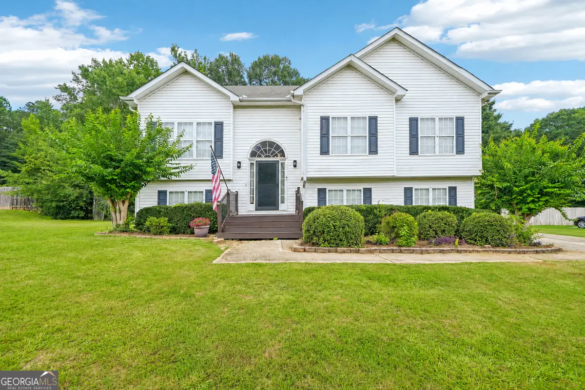 130 Chesterfield Drive, Newnan, GA 30265 - #1