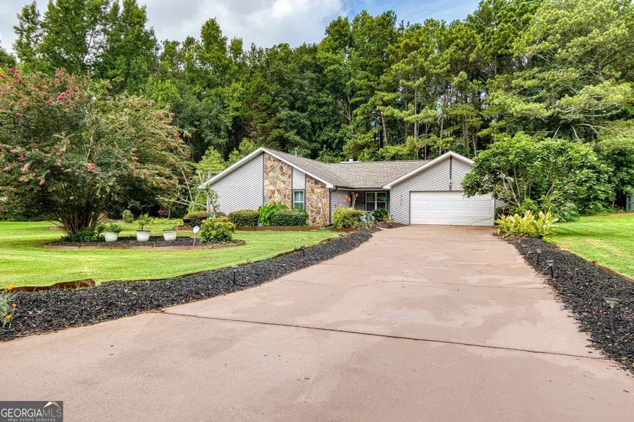125 Grandchester Way, Fayetteville, GA 30215 - #3