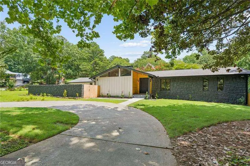 5435 High Point Road, Sandy Springs, GA 30342 - #2
