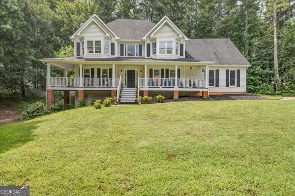 25 Spring Woods Drive, Dallas, GA 30157