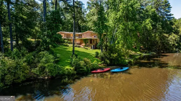 8 Canterbury Drive, Newnan, GA 30263