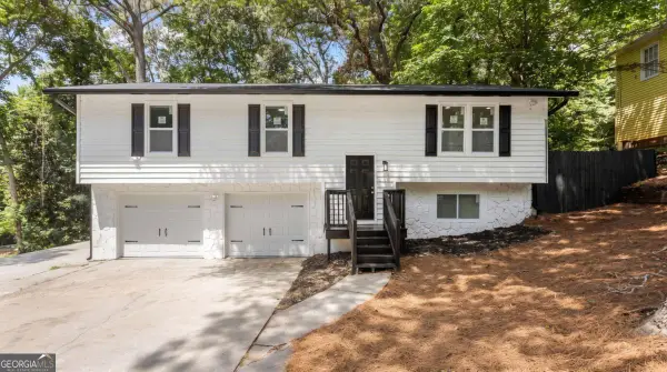 3291 Wintercreeper Drive, Lithonia, GA 30038