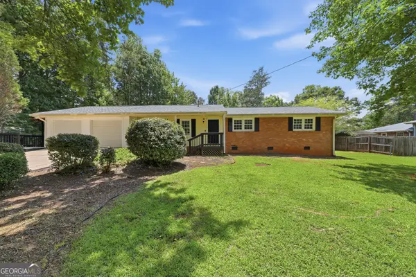 6556 Glenwood Drive, Douglasville, GA 30135