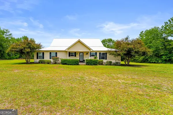 762 Old Mcleod Bridge Road, Adrian, GA 31002