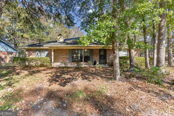 156 W Peach Avenue, Kingsland, GA 31548