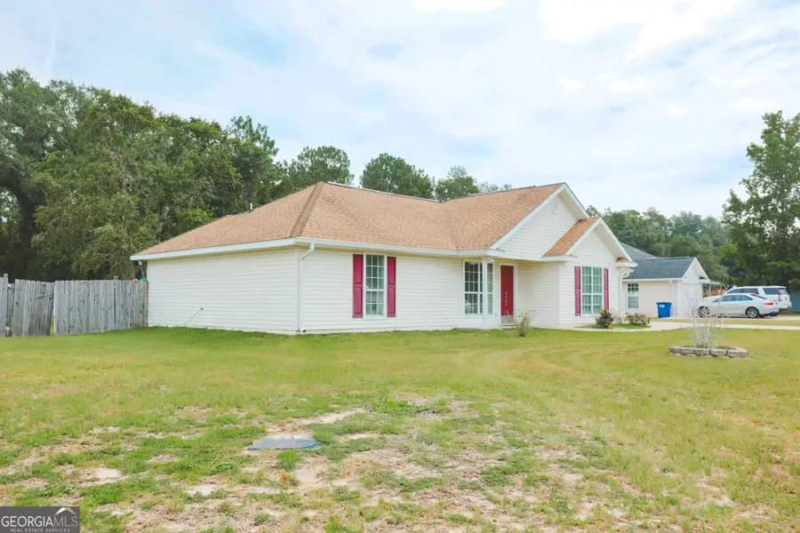 4063 Meadow Circle, Blackshear, GA 31516 - #3