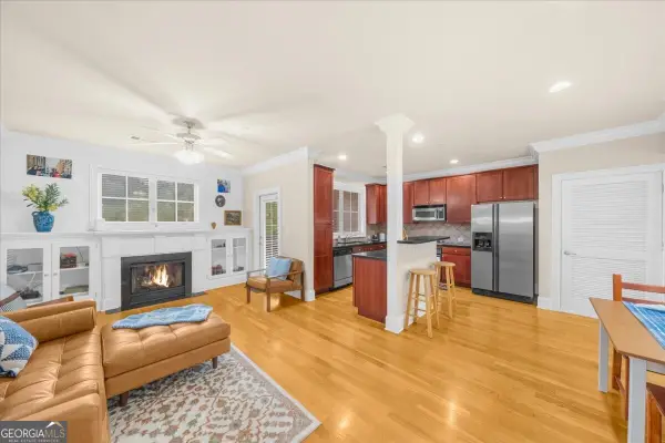 199 Le Gran Court, Sandy Springs, GA 30328