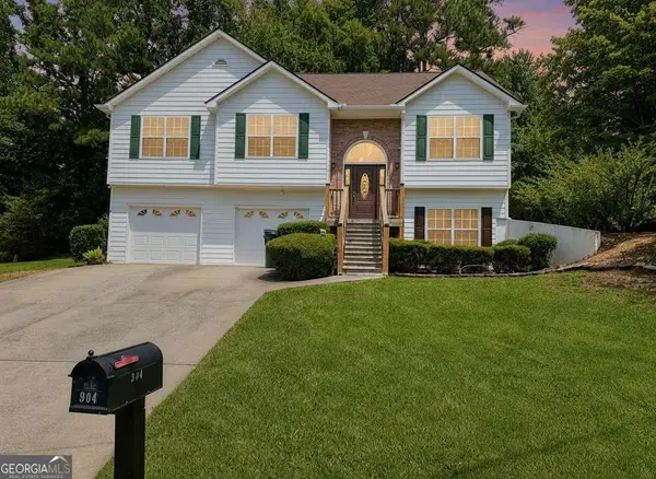 904 Pointers Way, Lawrenceville, GA 30043