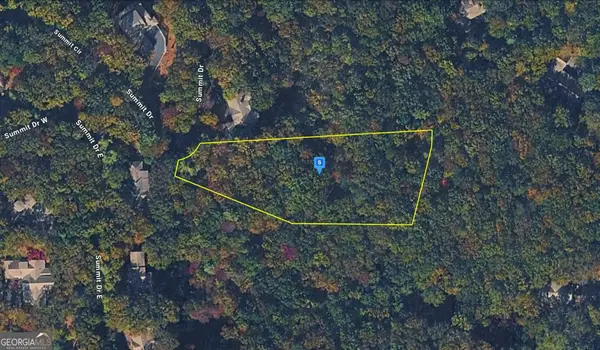 2023 Summit Dr E, Jasper, GA 30143