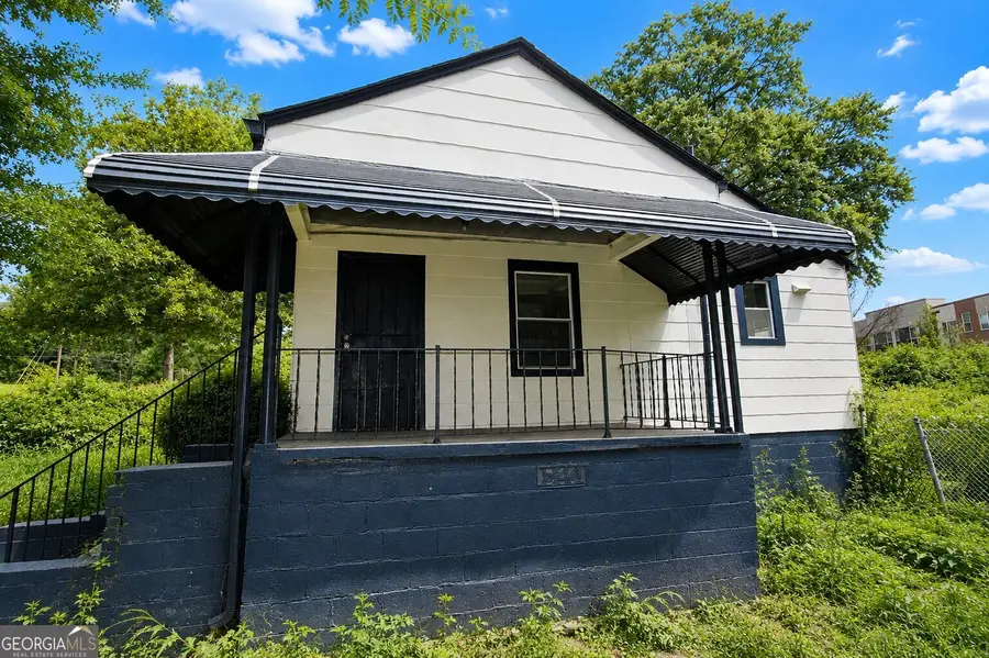 541 W Lake Avenue Nw, Atlanta, GA 30318 - #3