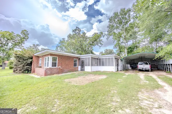 10 W Graham Street, McRae-Helena, GA 31055