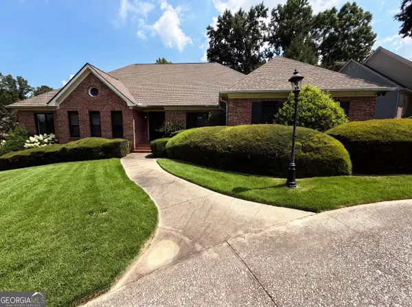 135 N Clublands Court, Johns Creek, GA 30022