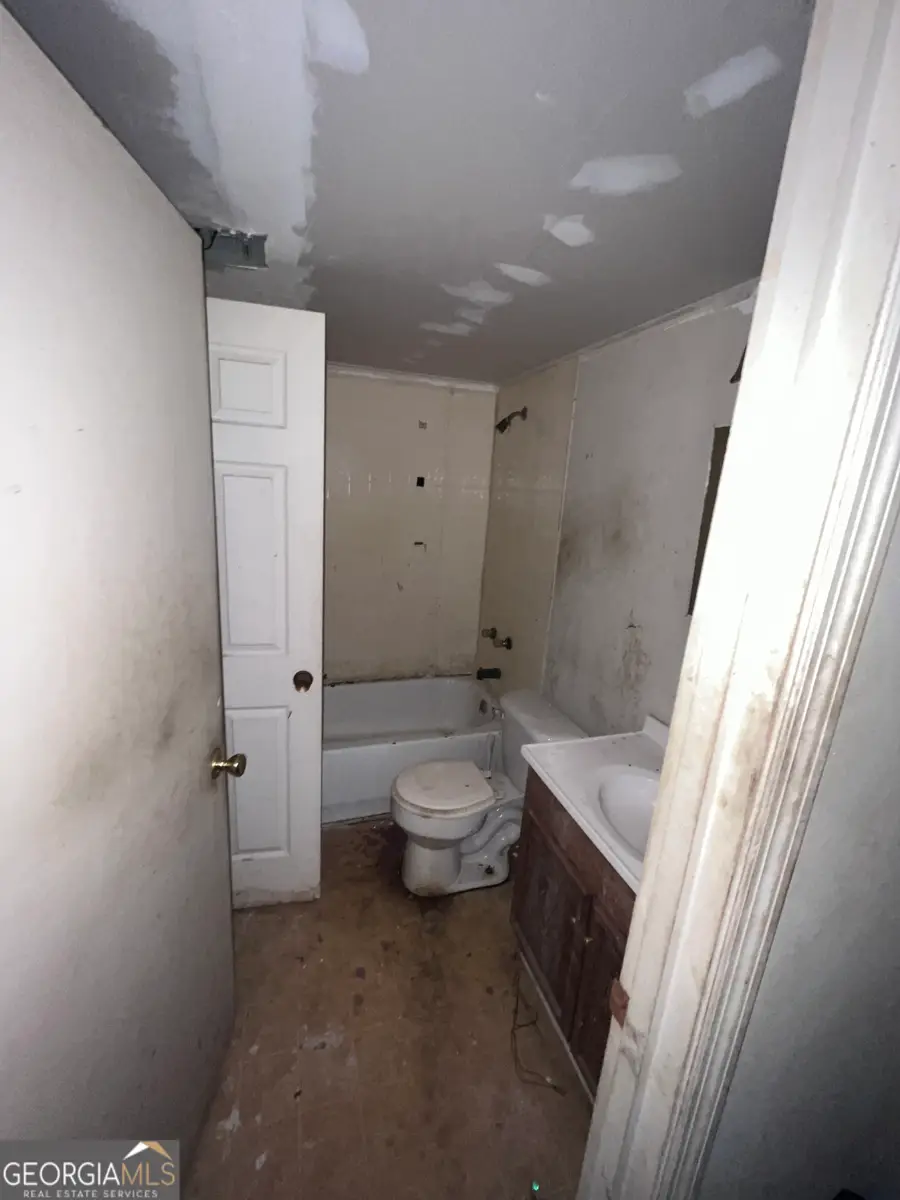 5568 Bradley Circle, Lithonia, GA 30038 - #2
