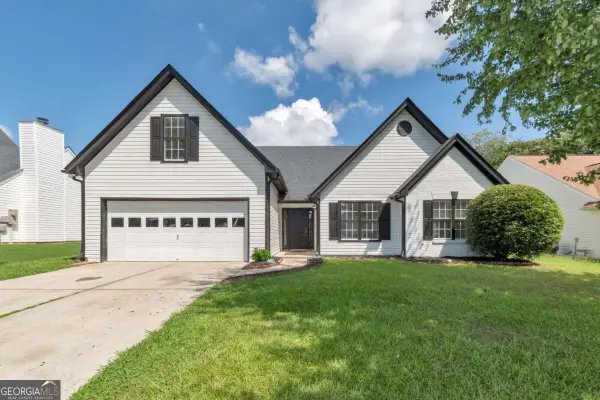 2197 Oakland Walk Drive, Lawrenceville, GA 30044