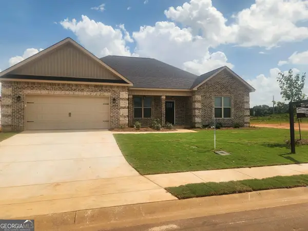 303 Firelight Drive, Byron, GA 31008