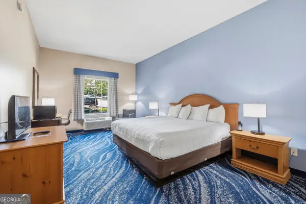 930 UNIT 106 Lake Oconee Parkway, Eatonton, GA 31024