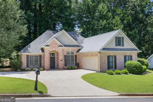 105 Peregrine Way Nw, Kennesaw, GA 30144