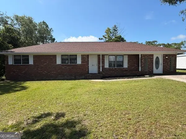 815 E Edwards Street, Mount Vernon, GA 30445