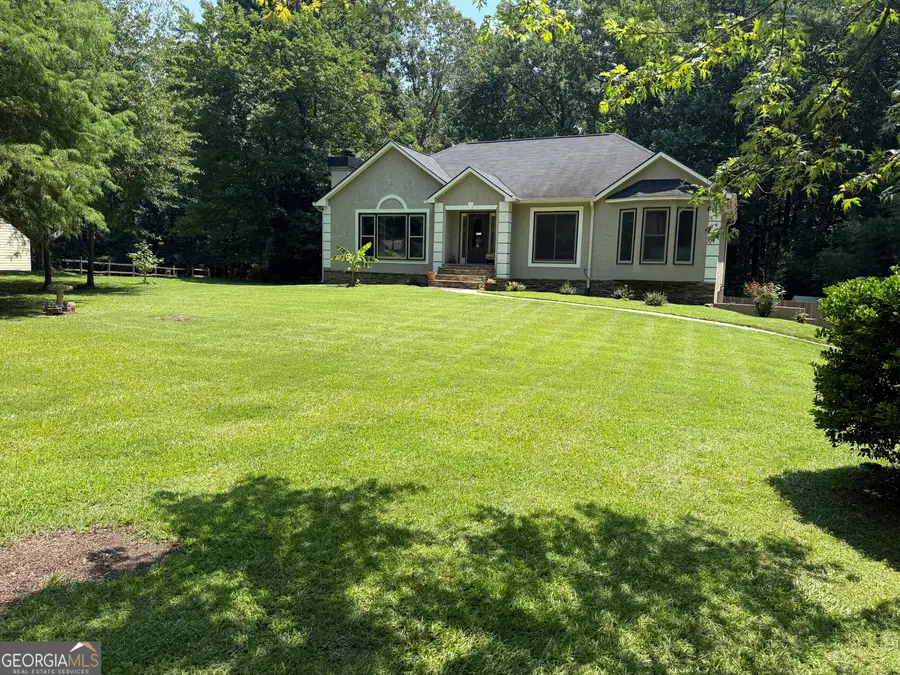 145 London Lane, Sharpsburg, GA 30277 - #2