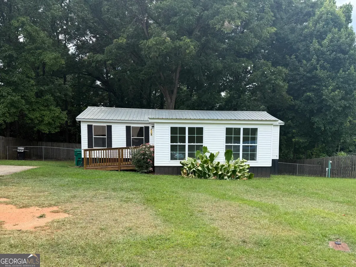 6 Skyland Drive W, Locust Grove, GA 30248 - #1