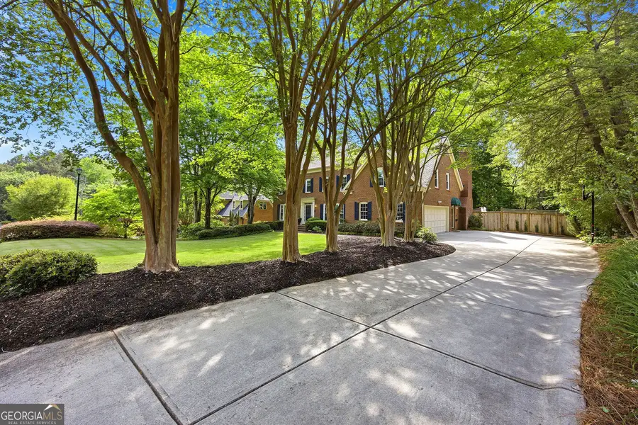 7525 S Spalding Lake Drive, Sandy Springs, GA 30350 - #3