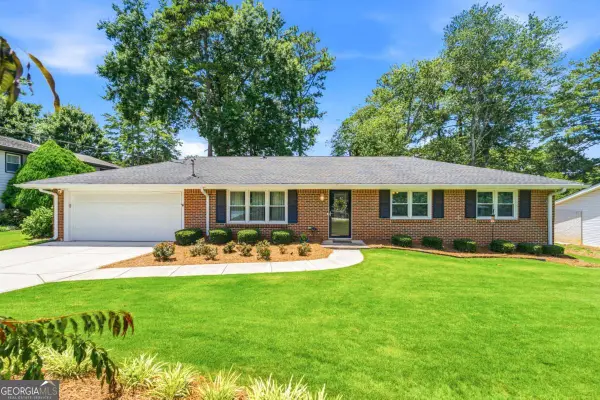 734 Huntington Place Se, Marietta, GA 30067