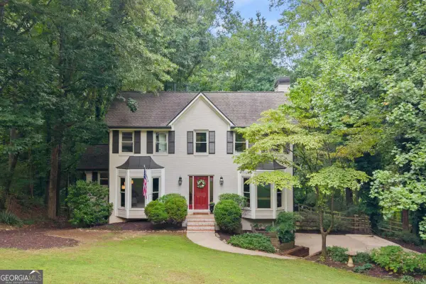 1811 Yorkshire Drive, Woodstock, GA 30189