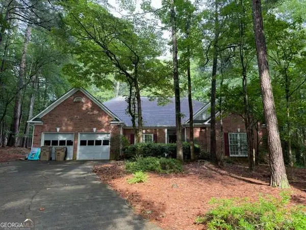 320 Valley Green Court, Woodstock, GA 30189
