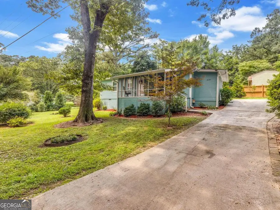 5480 Lucile Avenue, Stone Mountain, GA 30083 - #2