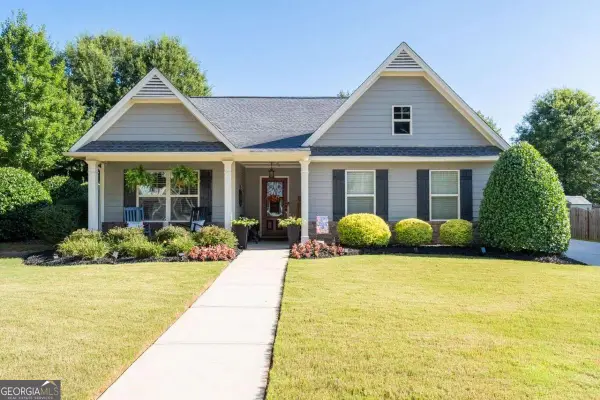 260 Creek View Lane, Acworth, GA 30102