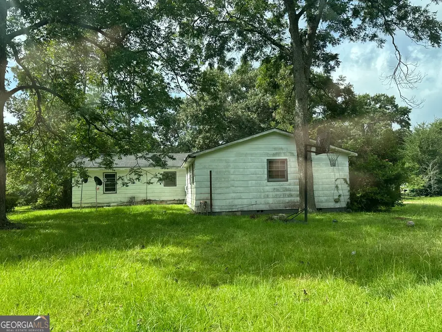 513 E 1st Avenue, Cordele, GA 31015 - #2