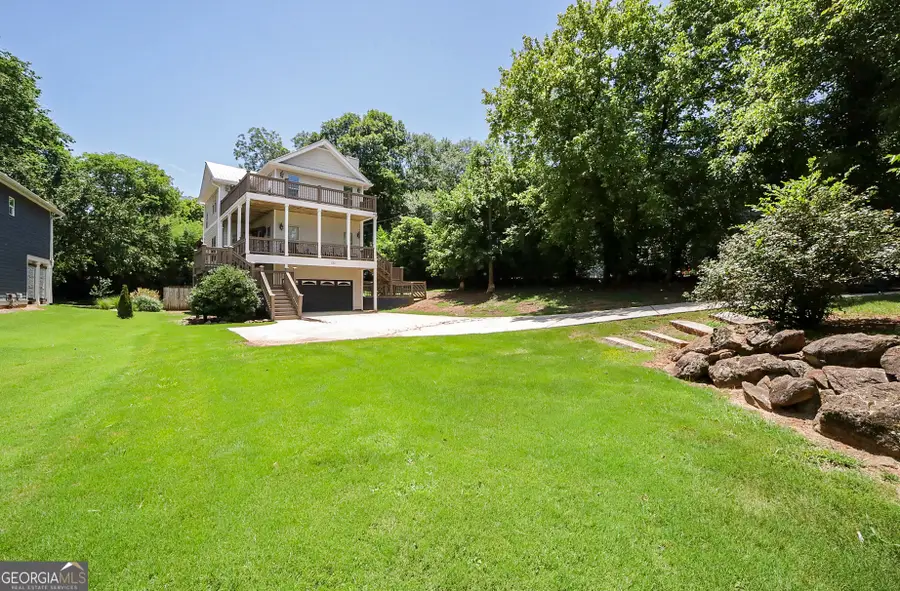 132 Poplar Street N, Athens, GA 30606 - #3