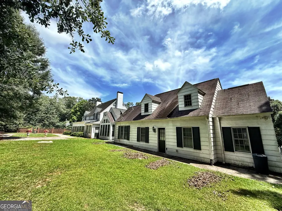 355 W Main Street, Forsyth, GA 31029 - #2