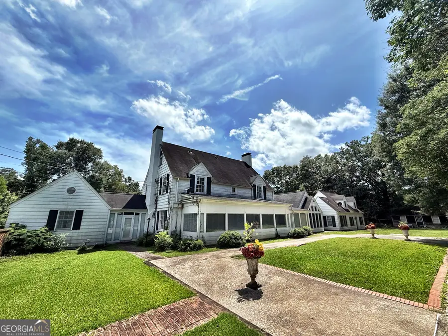 355 W Main Street, Forsyth, GA 31029 - #3