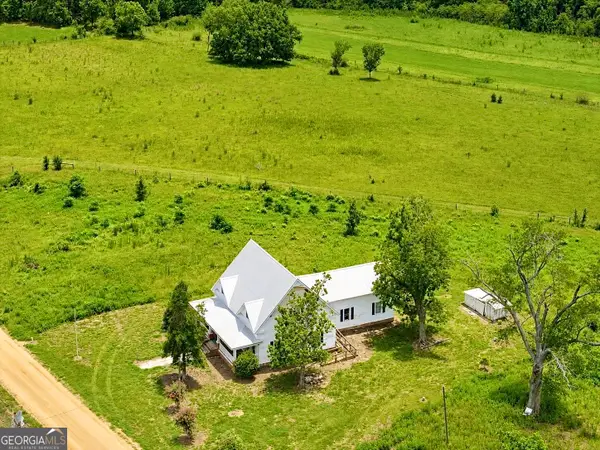 135 Keens Crossing Road, Adrian, GA 31002