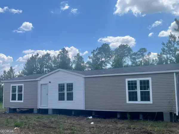72 Mclean Road, Lumber City, GA 31549