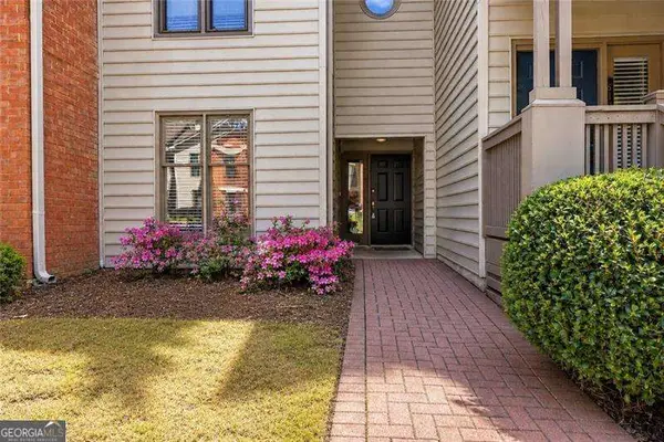 507 Garden Court, Atlanta, GA 30328